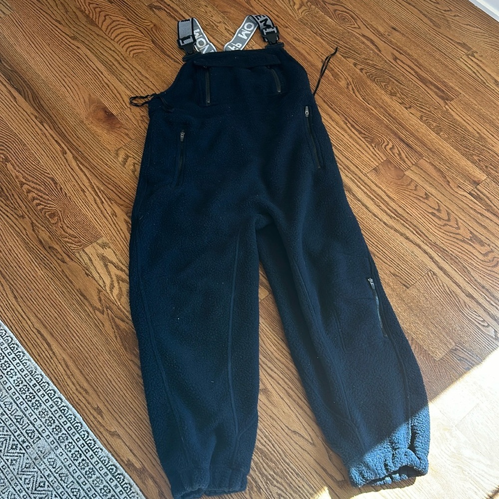 Free People hit the slopes salopette